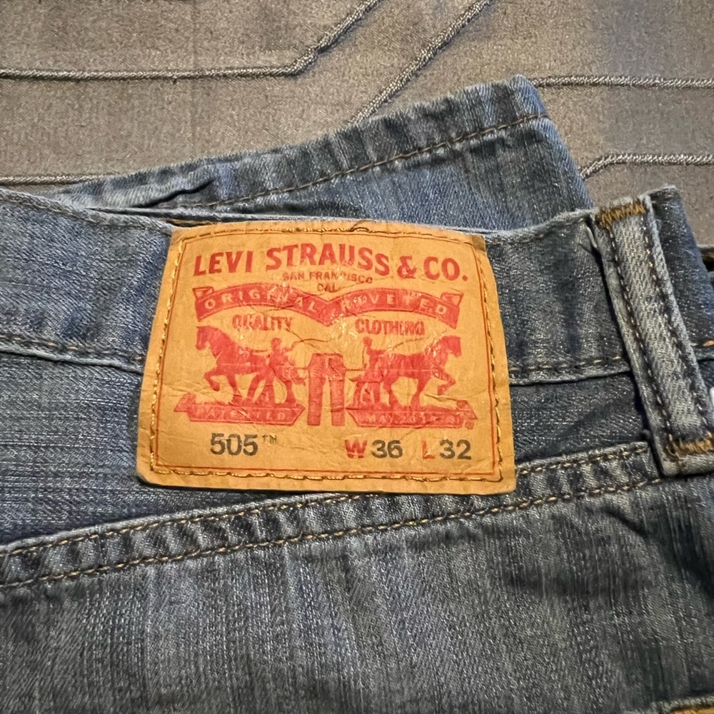 Levi’s 505 blue jeans